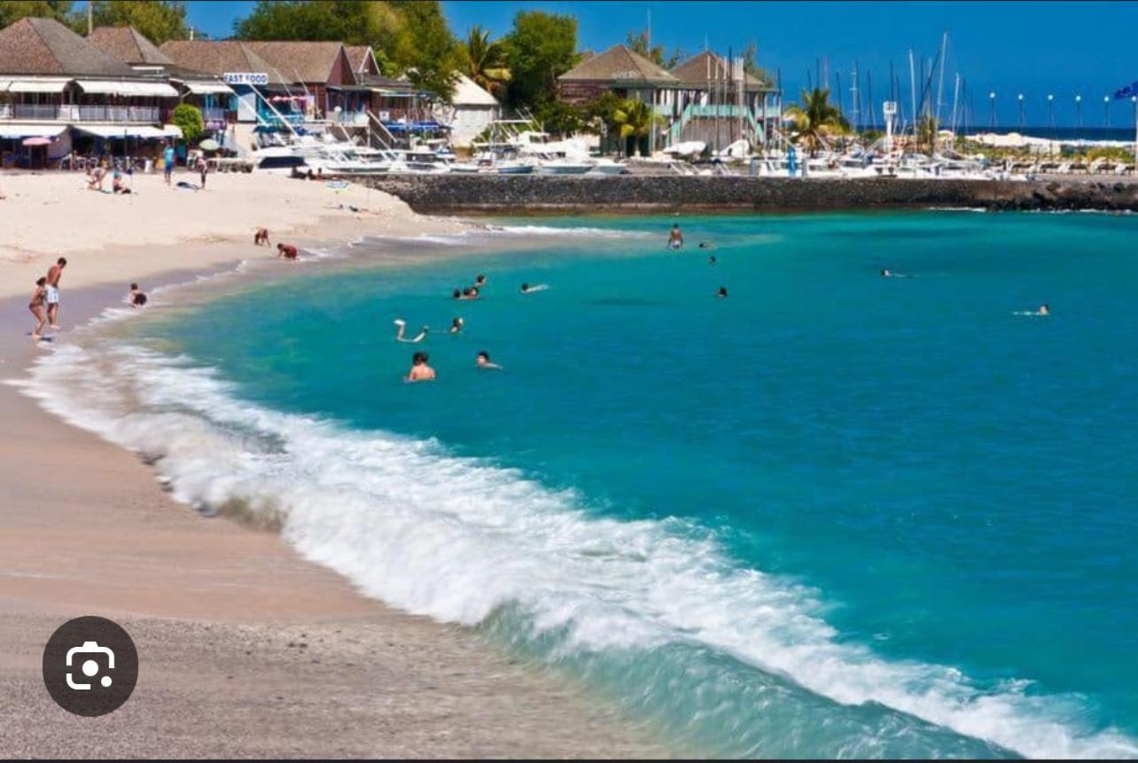 Case A Roches Saint-Gilles-les-Bains Exterior foto